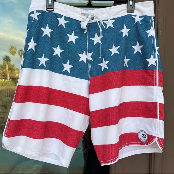 Billabong PX3 Platinum X Patriotic Flag Boardshorts, Waist 34 - Picture 1 of 13